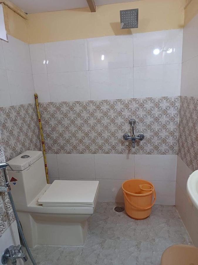 3 Bhk Non-Ac For 4 To 10 Guests For Families Apartman Haidarábád Kültér fotó